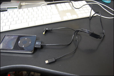 トリプル USB 充電ケーブル